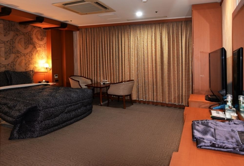 Daeyang Hotel Goyang Bagian luar foto
